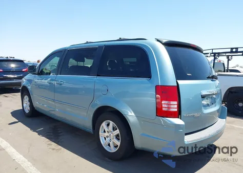 2008 Chrysler Town & Country Touring from USA, damaged, VIN 2A8HR54P08R720356
